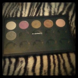 MAC Custom Eyeshadow Palette
